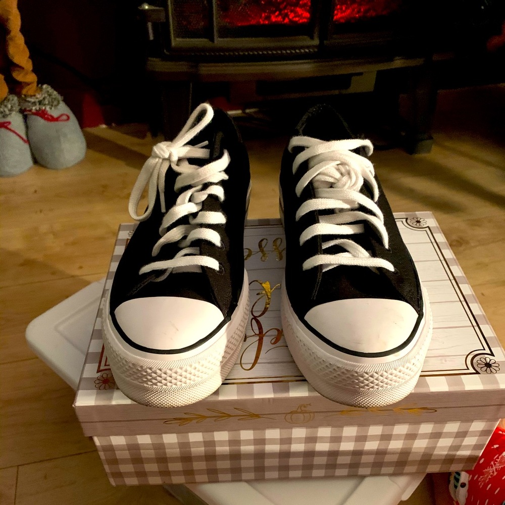 Converse